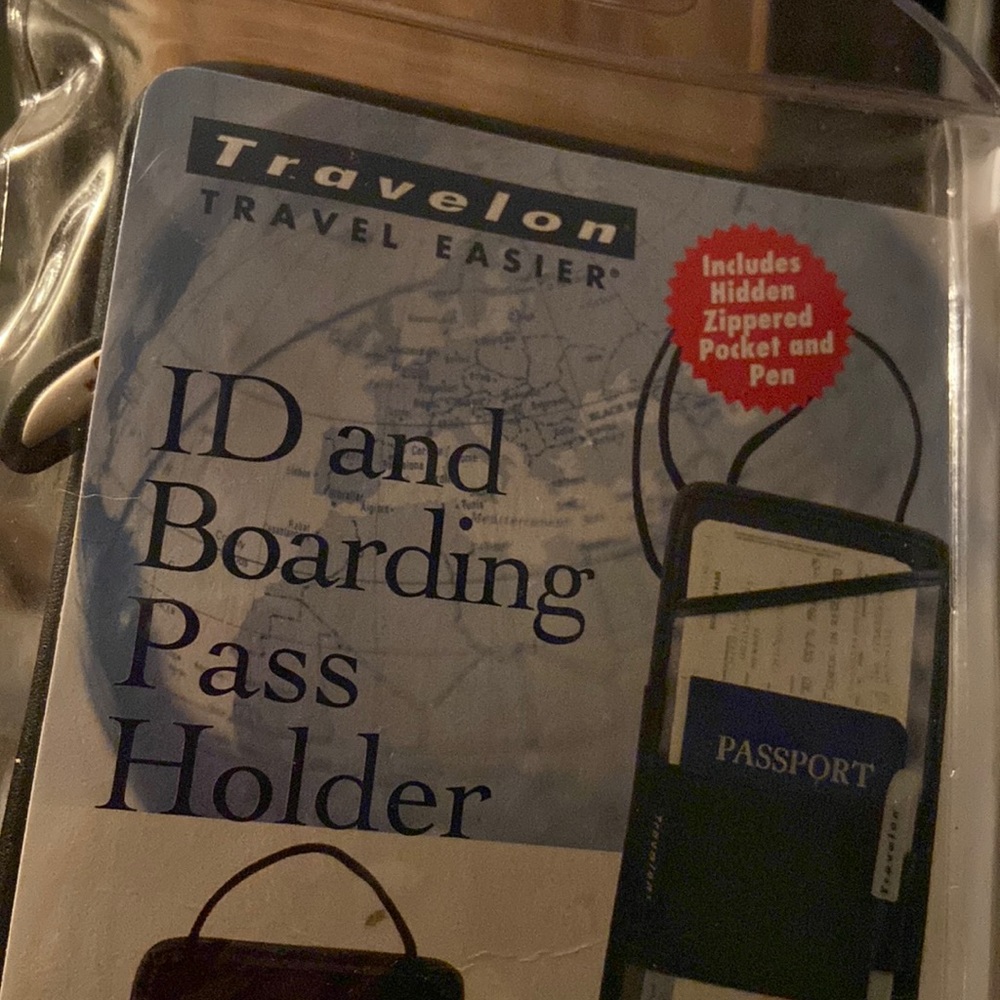 Travelon ID & Boarding Pass holder brand new in package